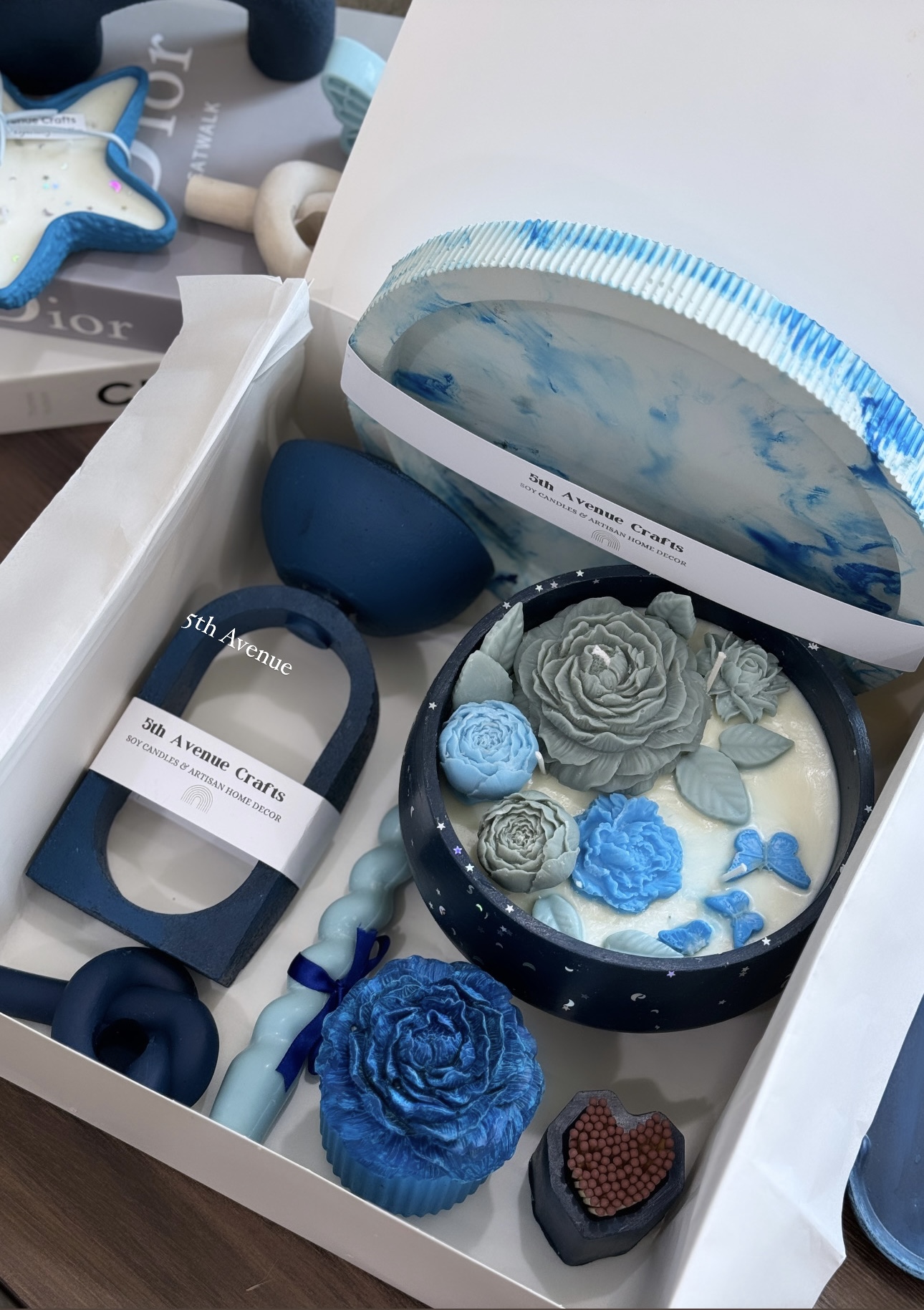 Blue reception set