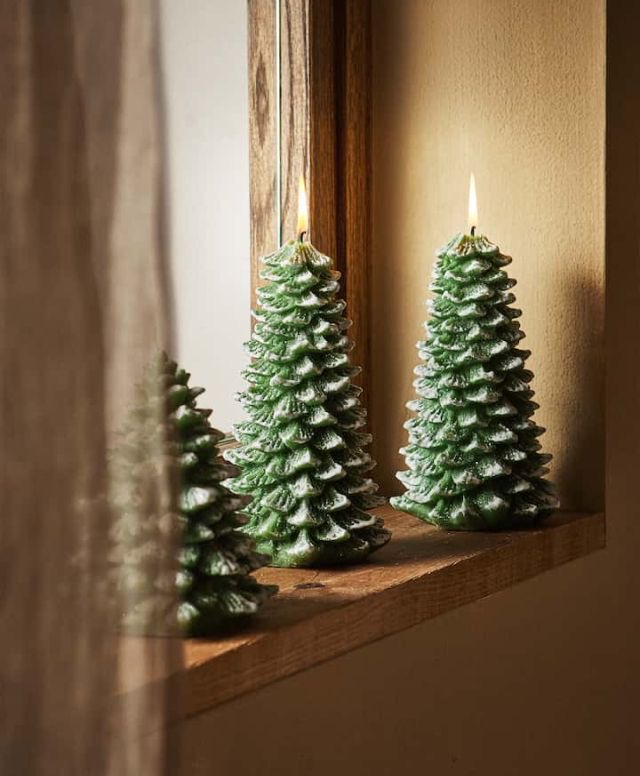 PINE TREE CANDLE