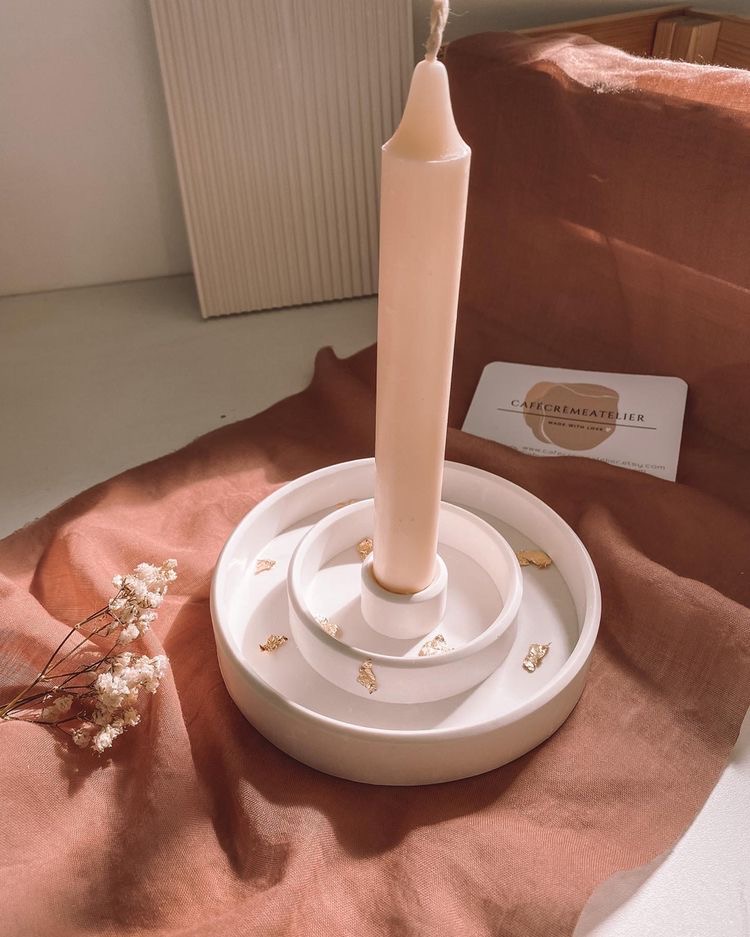 NORDIC ROUND CANDLE HOLDER